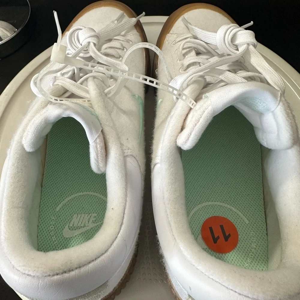 🆕Nike Court Legacy Lift sneakers